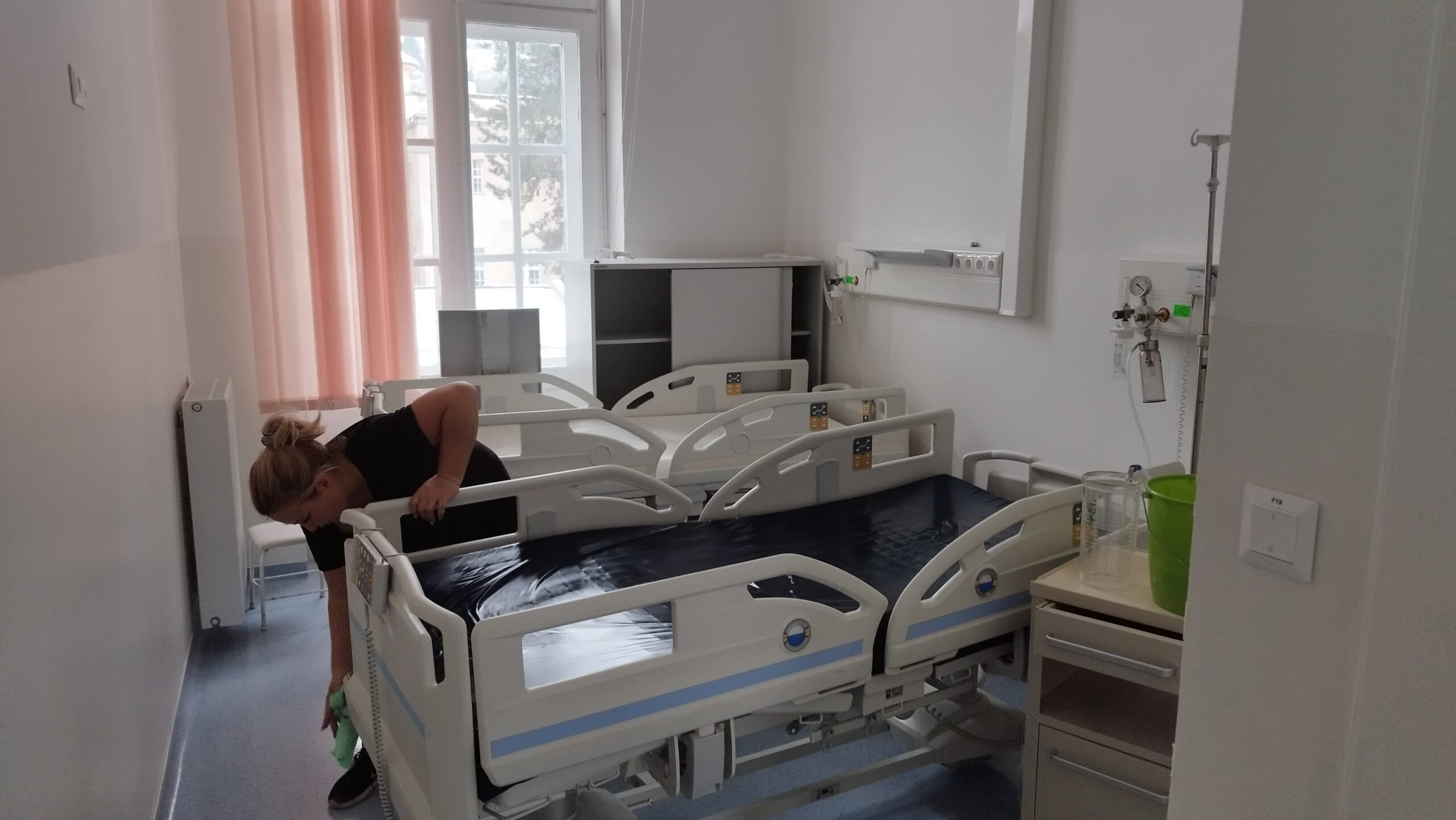 Kórterem építés utáni takarítása
